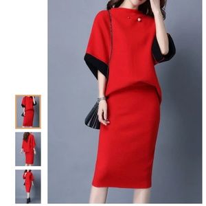 HOLA SARA Red 3/4 Sleeve Two Piece Crew Neck Knitt